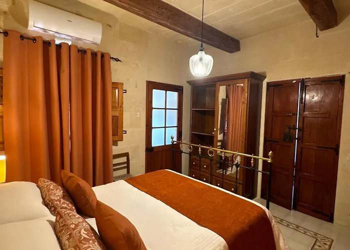 Maria's 4* Ghasri (Gozo)