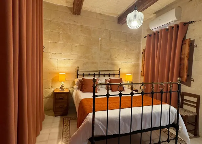 Maria's Ghasri (Gozo)