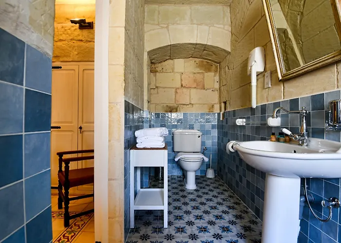 Maria's Bed & Breakfast 4*