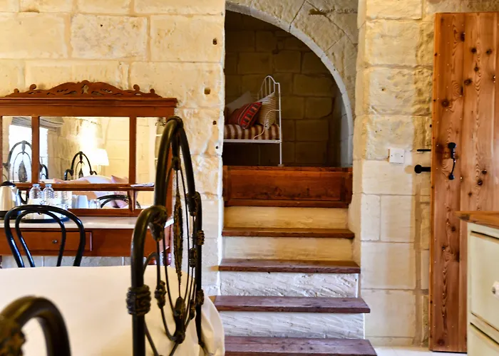 Maria's Bed & Breakfast 4*