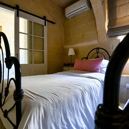 Maria's Bed & Breakfast