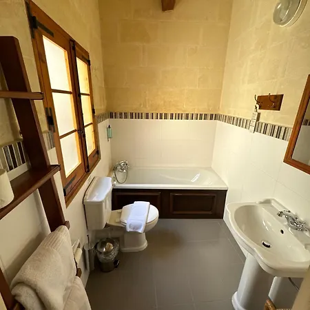Maria's Bed & Breakfast Għasri