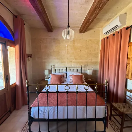 Maria's B&B Għasri