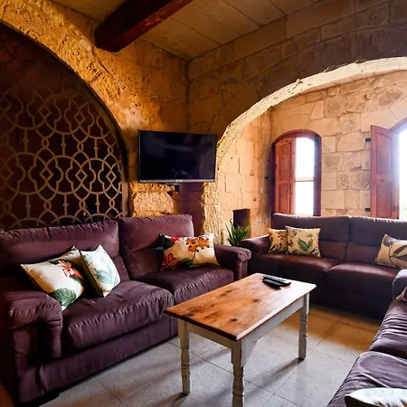 Maria's Bed & Breakfast 4*